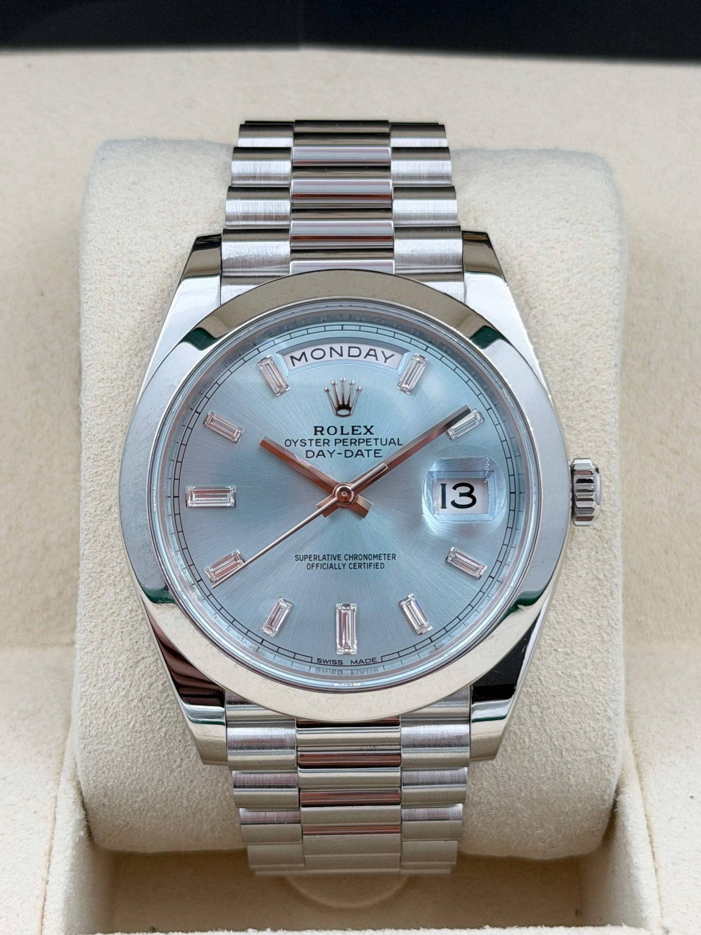 [SOLD OUT]二手 USED ROLEX 勞力士 DAY-DATE 40 228206 冰藍面方鑽字 鉑金 2018年6月