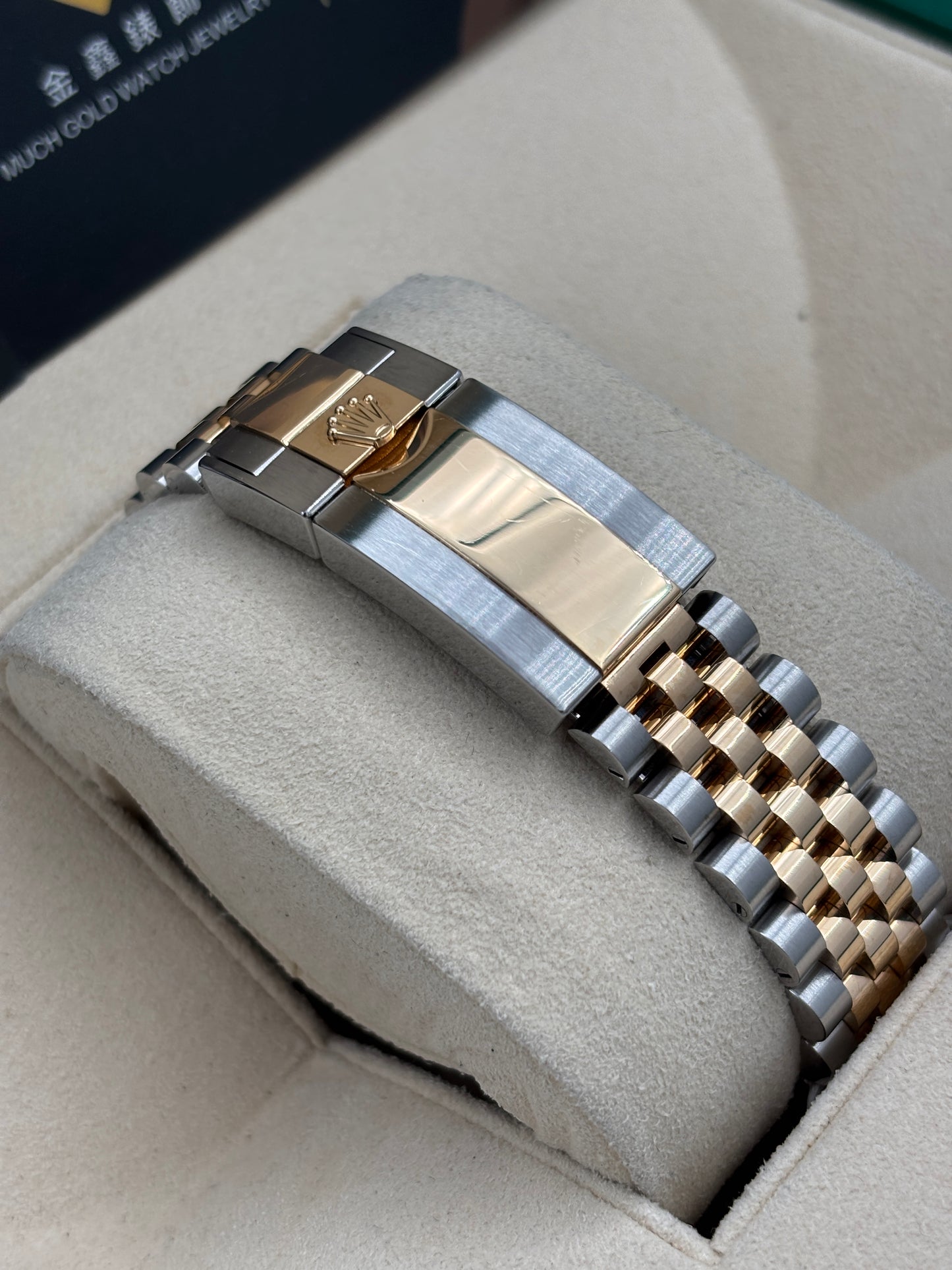 二手 USED  ROLEX 勞力士 GMT-MASTER II 126713GRNR 黑色 2025年12月 未打磨 齊格 全套 FULL SET