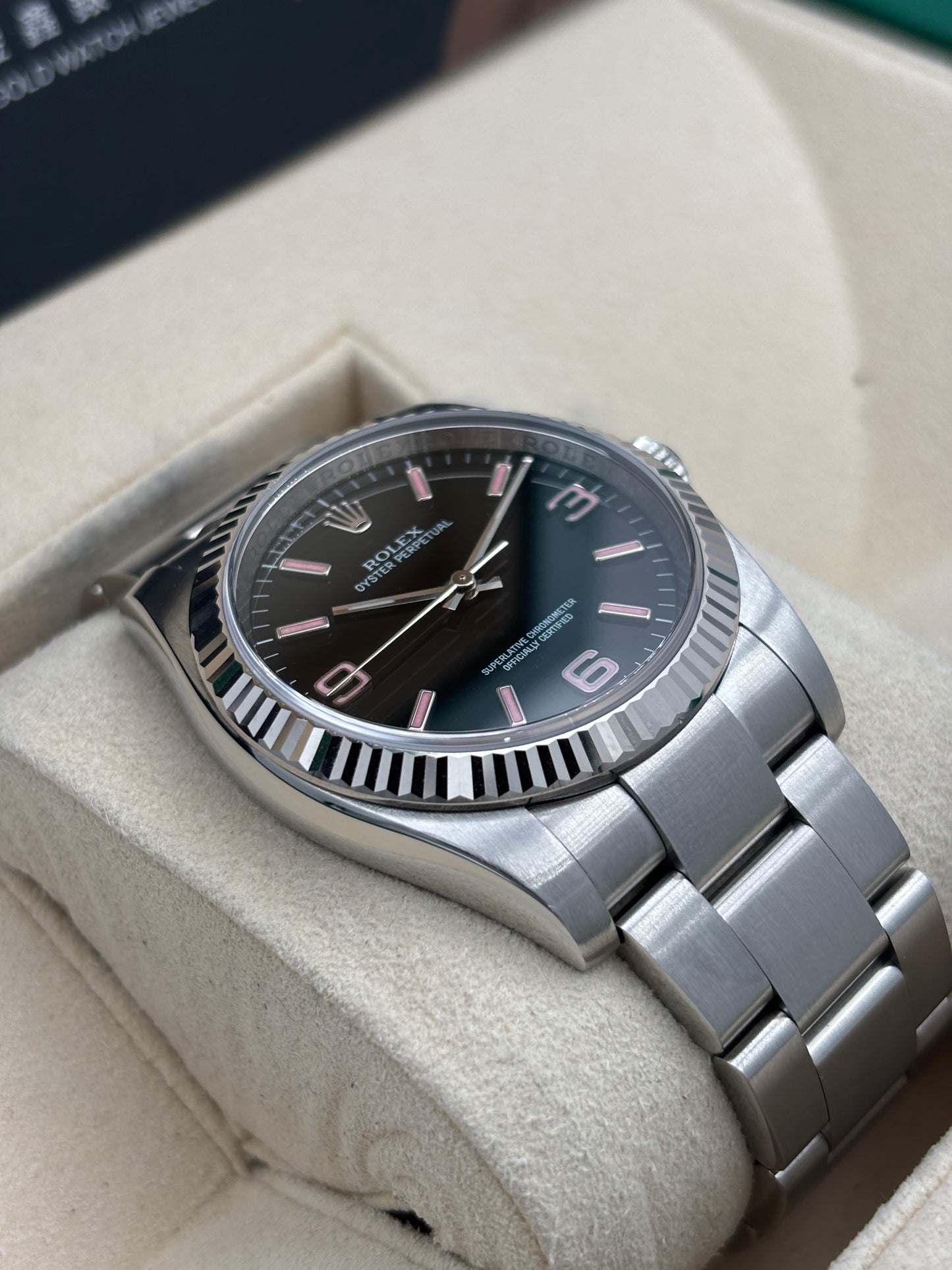 二手 USED  ROLEX 勞力士 OYSTER PEPRETUAL 116034 黑色粉紅字 2012年1月 全套 FULL SET