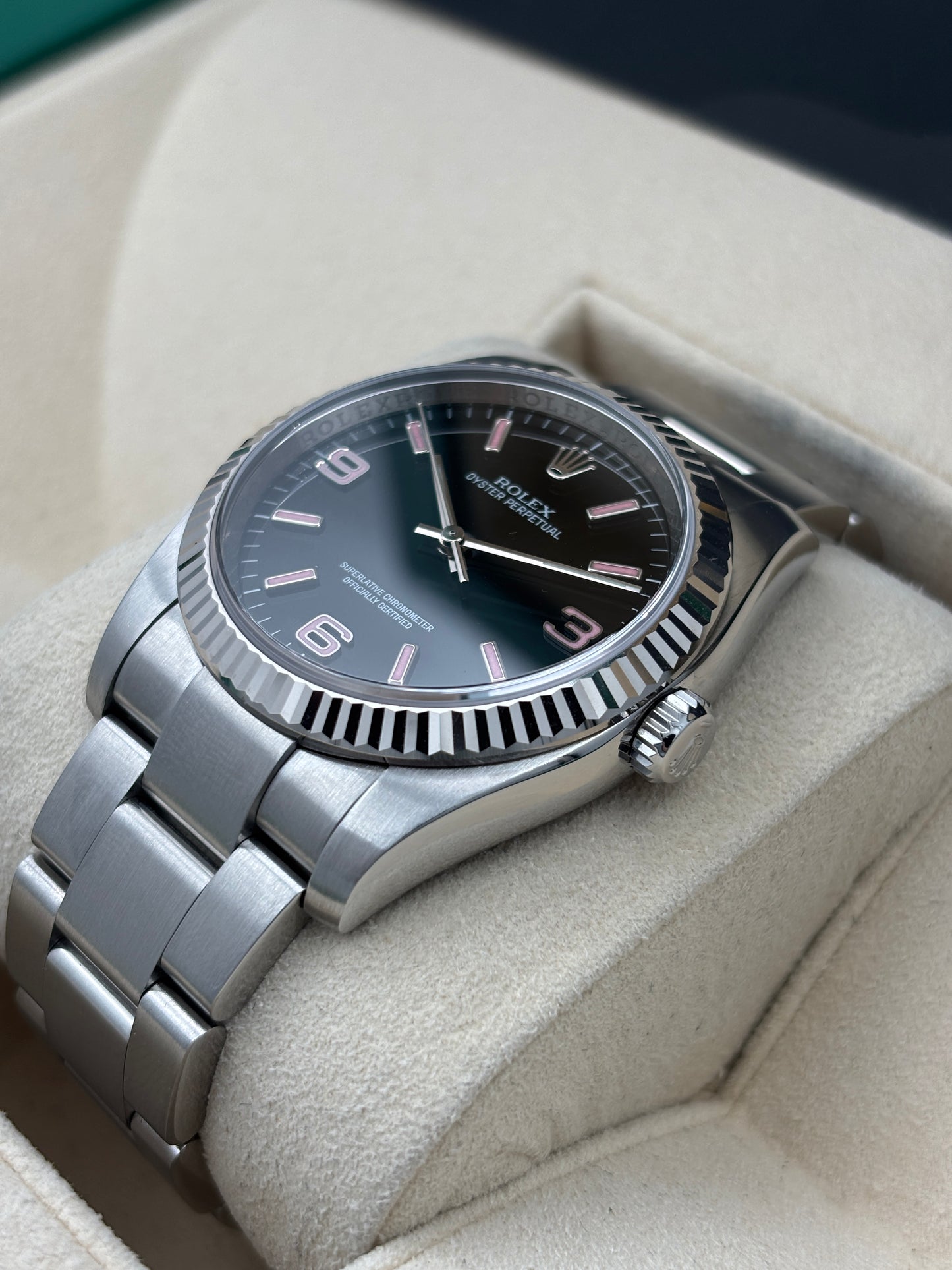 二手 USED  ROLEX 勞力士 OYSTER PEPRETUAL 116034 黑色粉紅字 2012年1月 全套 FULL SET