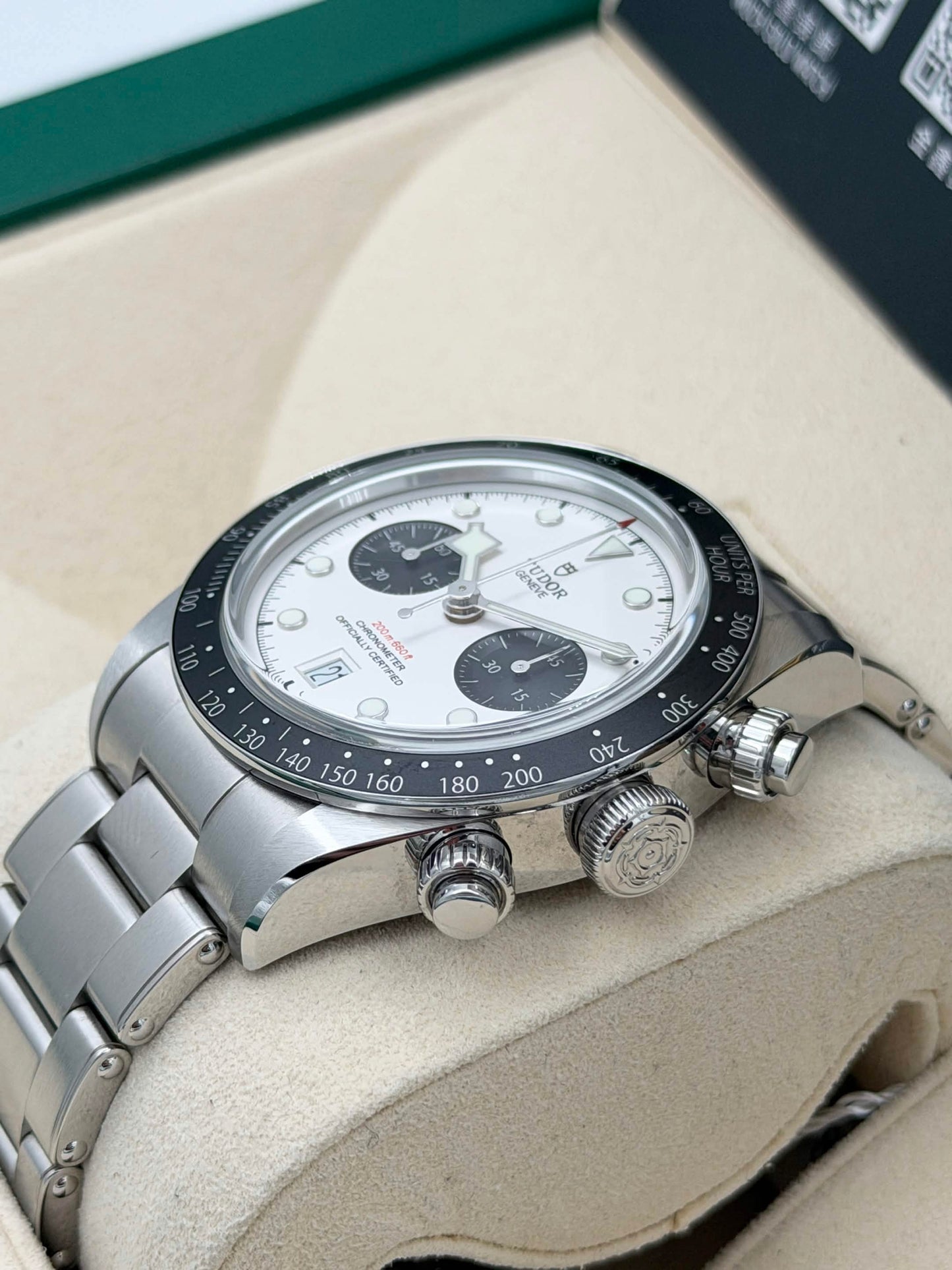 [SOLD OUT]二手 USED TUDOR 帝舵 BLACK BAY CHRONOGRAPH 79360N 白色面 2024年 全套 FULL SET
