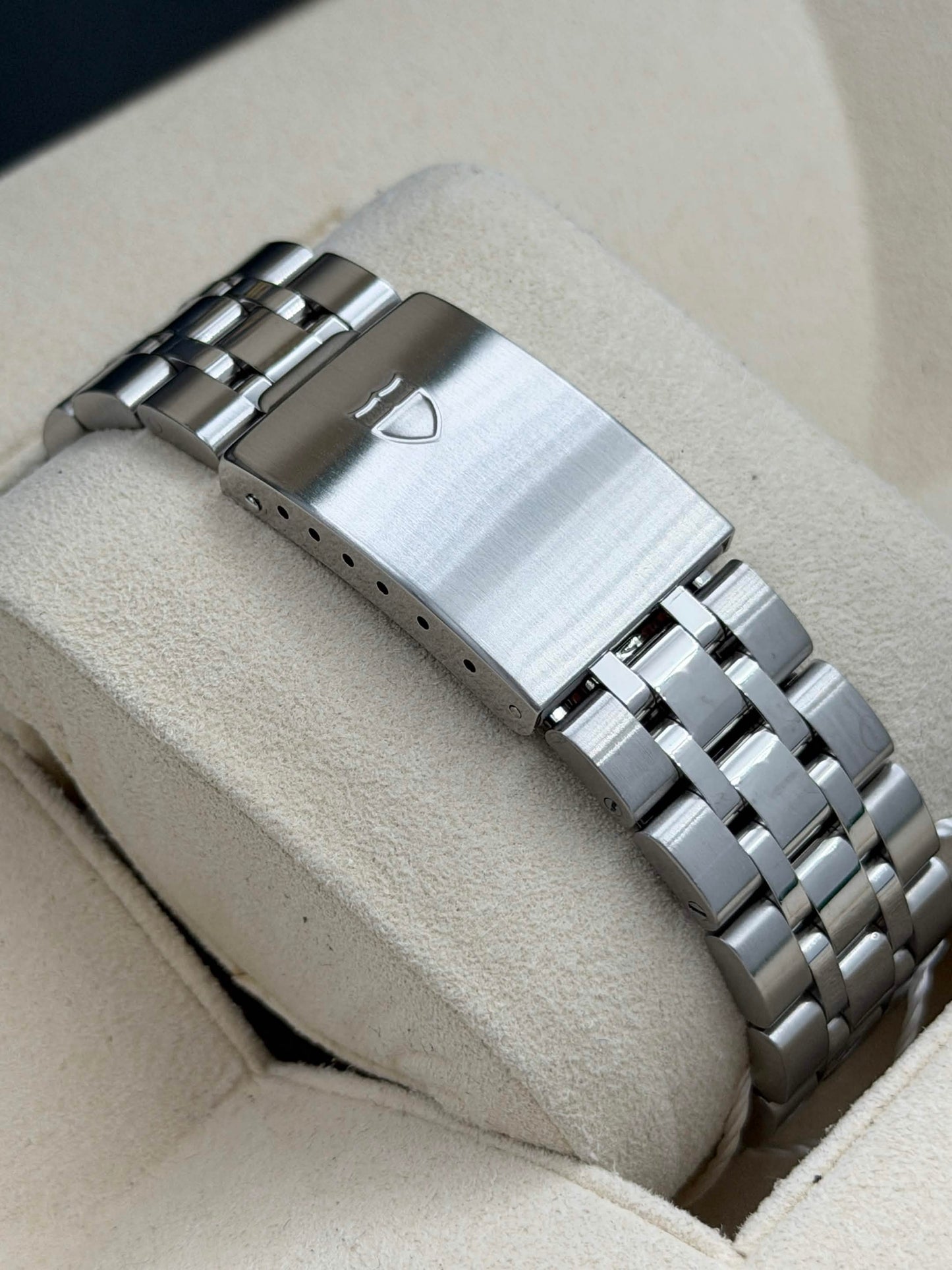 二手 USED TUDOR 帝舵 CLASSIC 23010 銀色面