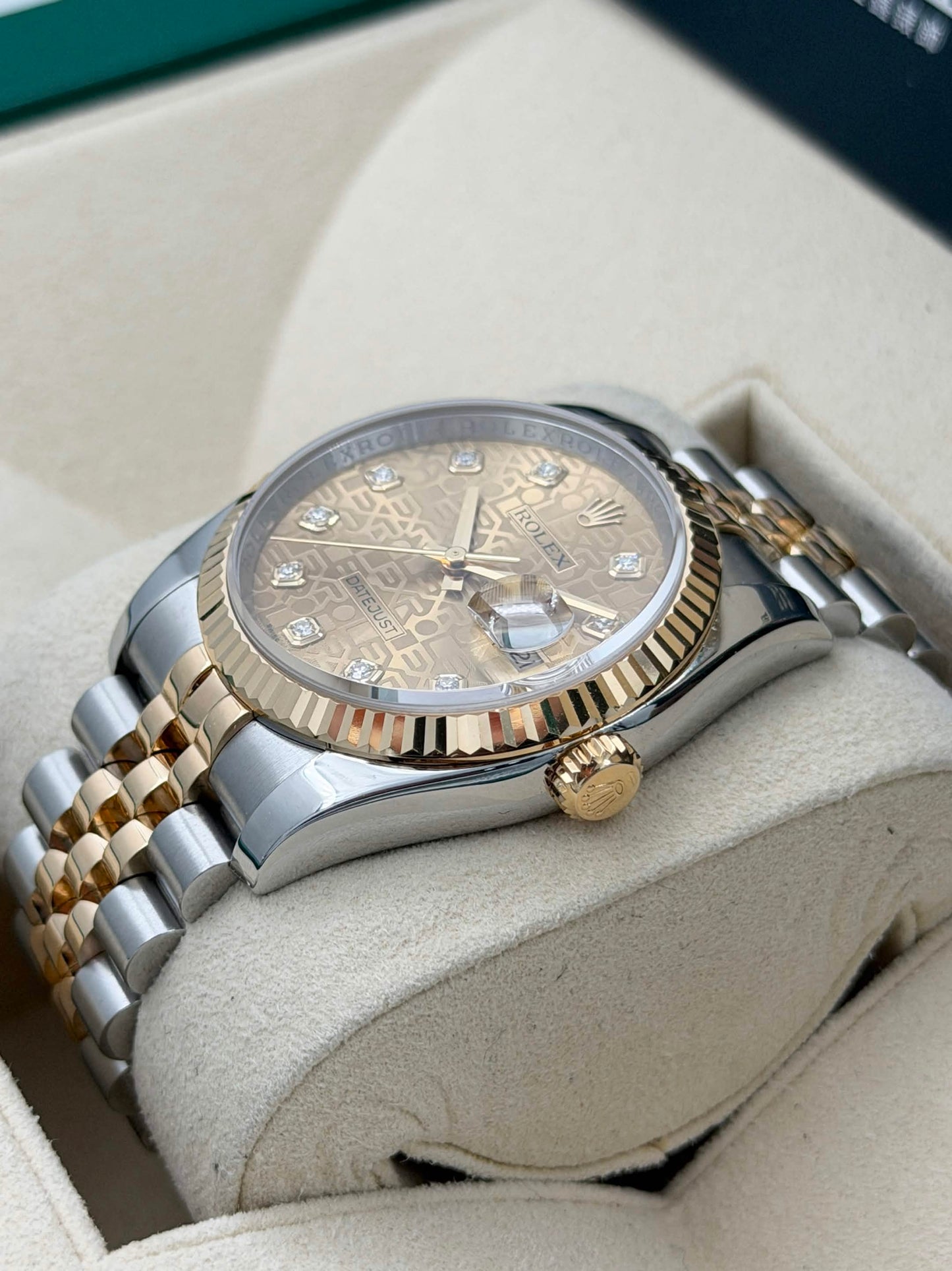 [SOLD OUT]二手 USED ROLEX 勞力士 DATEJUST 116233 金色電腦鑽石字 2012年