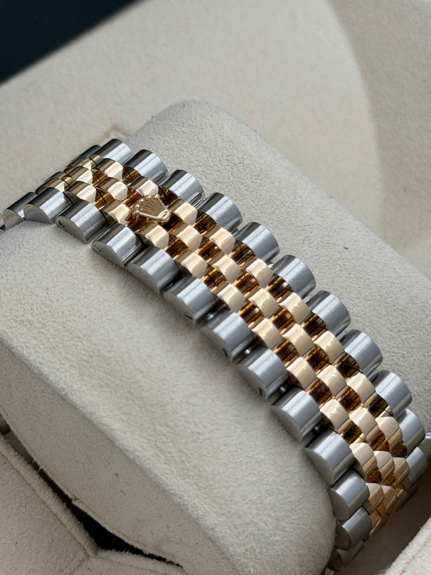 [SOLD OUT]二手 USED ROLEX 勞力士 DATEJUST 116233 金色電腦鑽石字 2012年