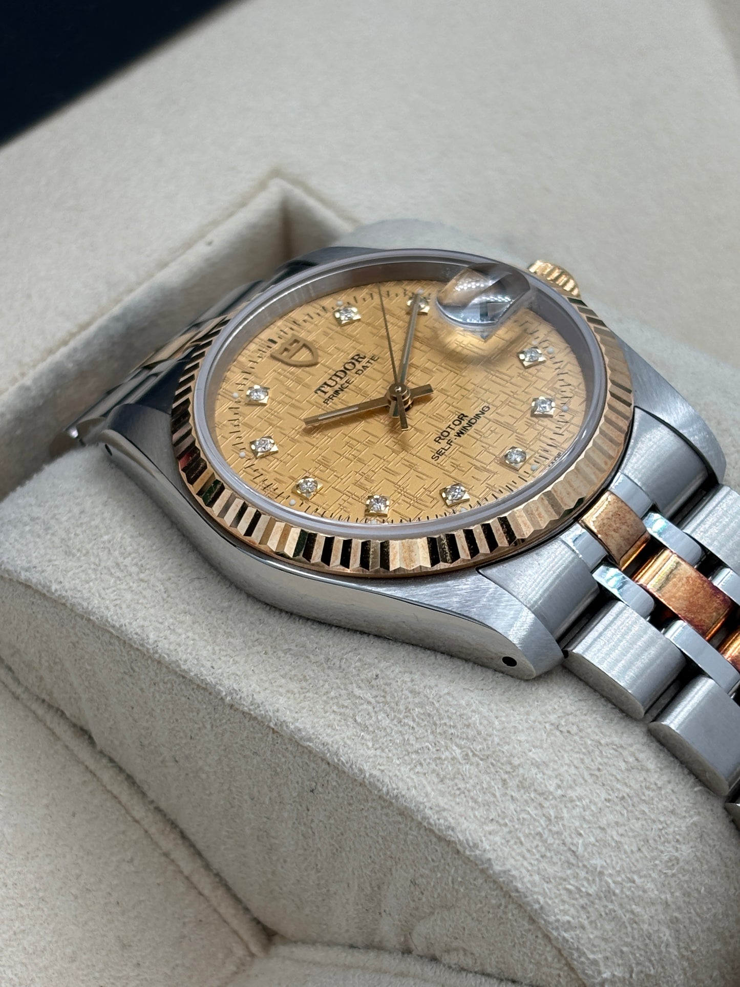 二手 USED  TUDOR 帝舵 PRINCE DATE 74033 金色布紋面鑽石字 2021年11月 全套 FULL SET