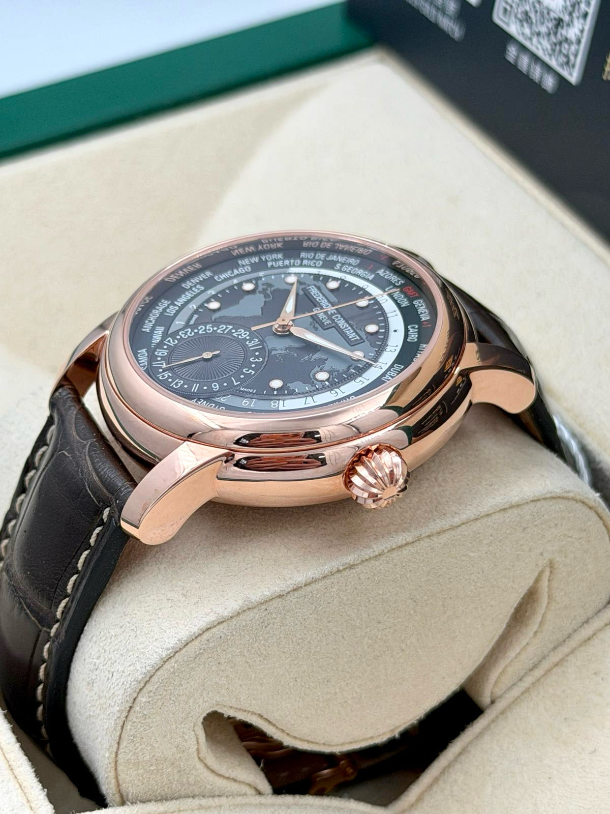 [SOLD OUT]二手 USED FREDERIQUE CONSTANT 康斯登 WORLDTIMER FC-718DGWM4H4 黑色 2024年1月 全套 FULL SET