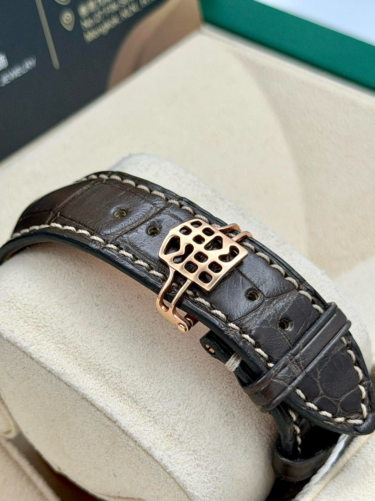 [SOLD OUT]二手 USED FREDERIQUE CONSTANT 康斯登 WORLDTIMER FC-718DGWM4H4 黑色 2024年1月 全套 FULL SET