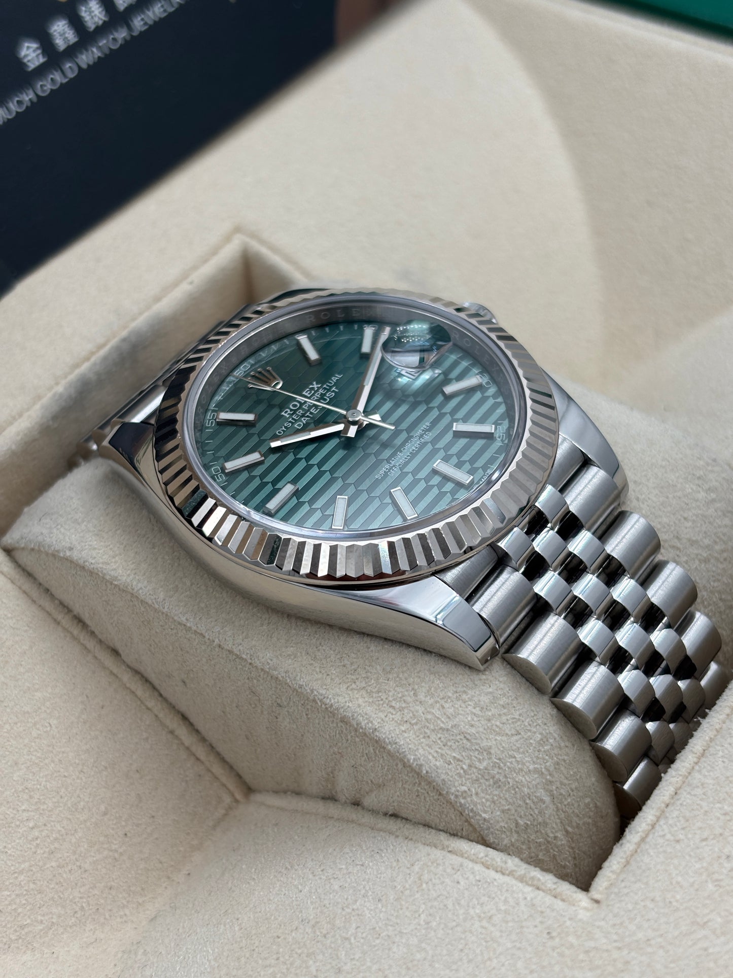 二手 USED  ROLEX 勞力士 DATEJUST 126334 綠色坑紋 2022年12月 全套 FULL SET AD單