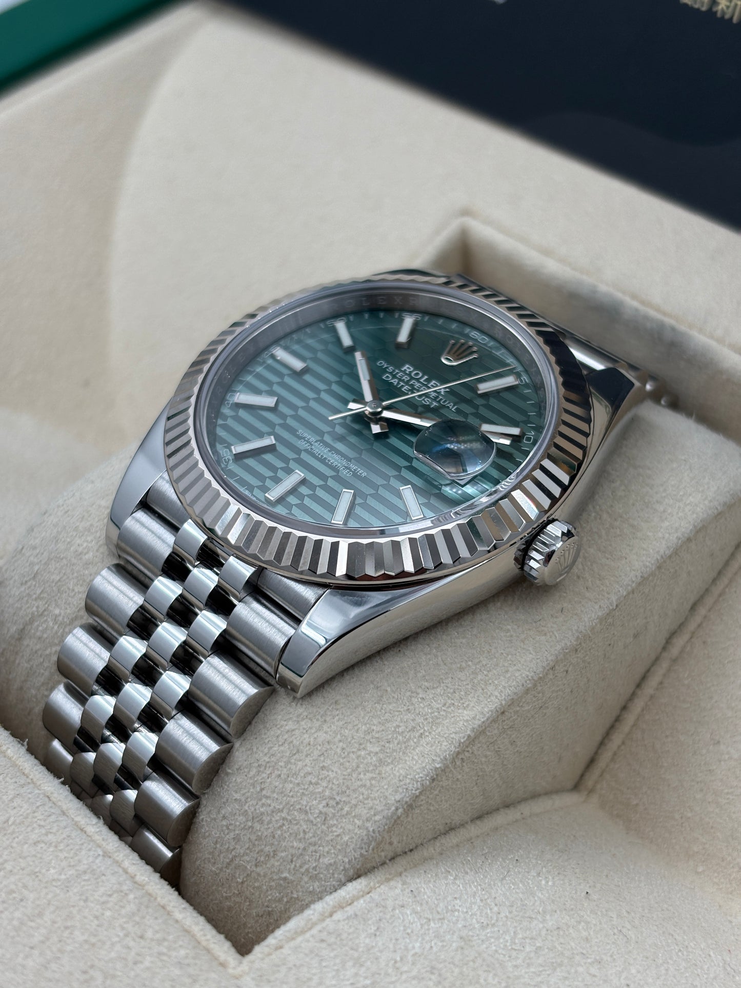 二手 USED  ROLEX 勞力士 DATEJUST 126334 綠色坑紋 2022年12月 全套 FULL SET AD單