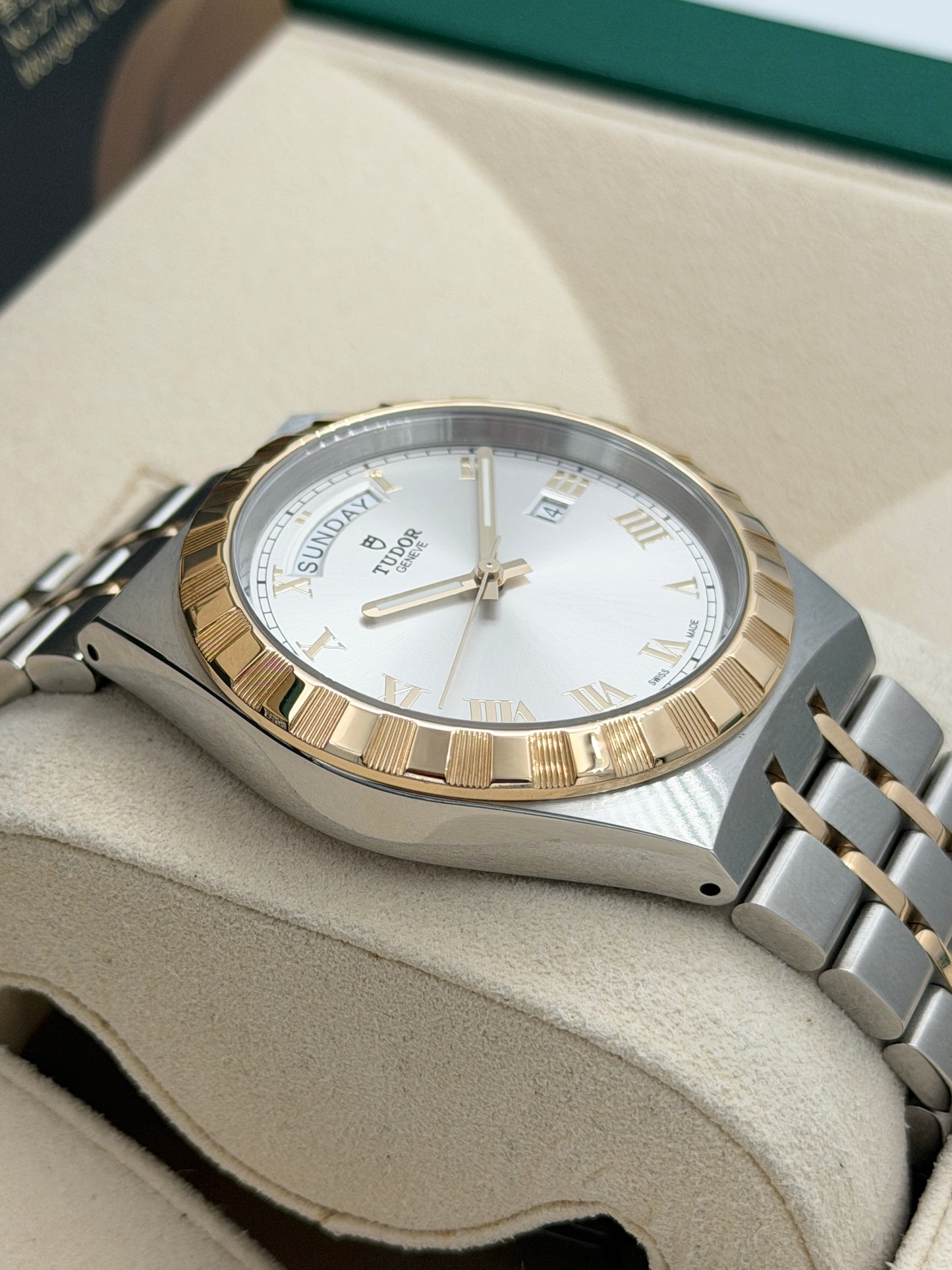 全新 NEW  TUDOR 帝舵 ROYAL 28603 銀色 2026年6月 全套 FULL SET