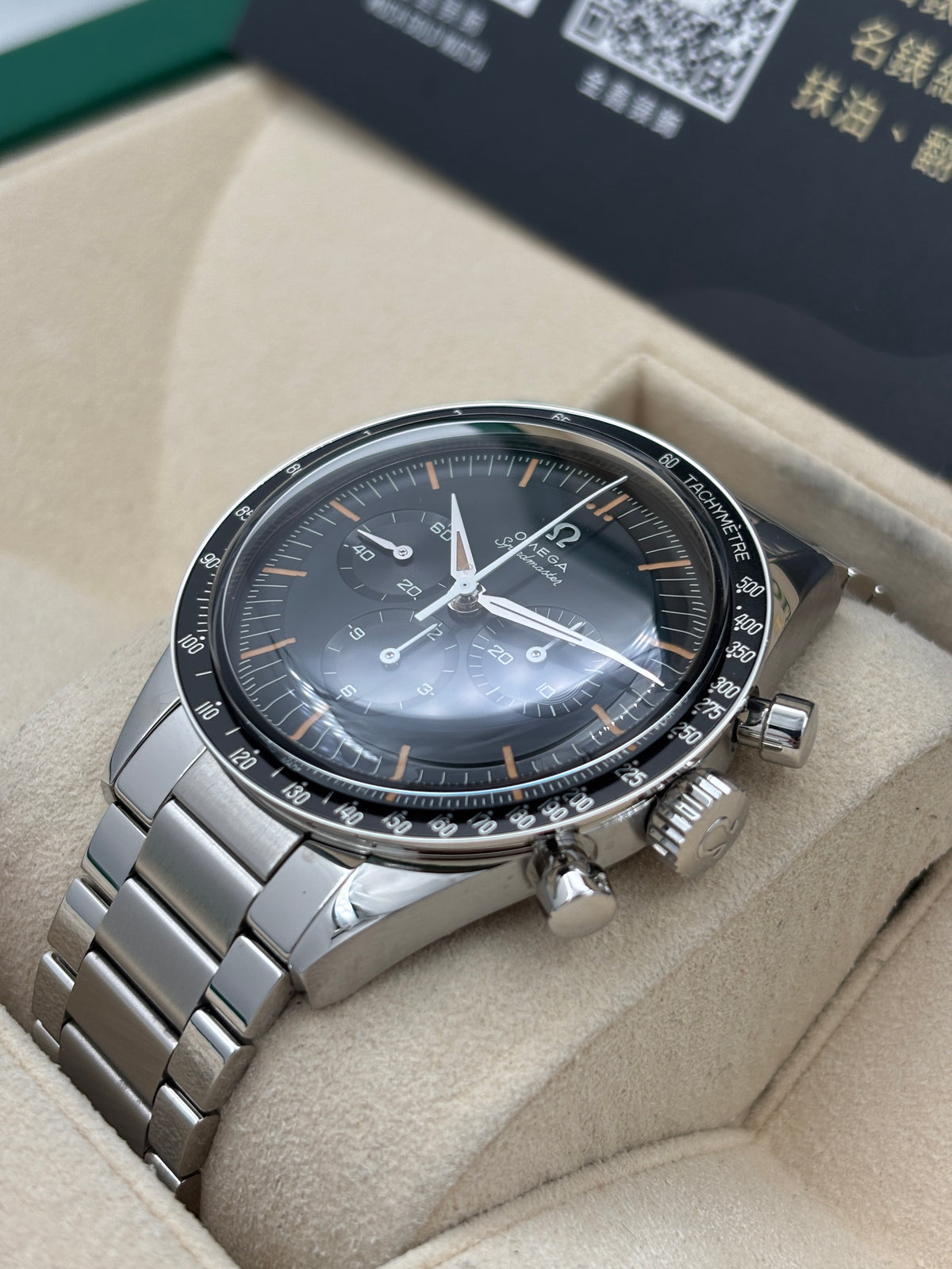 二手 USED  OMEGA 歐米茄 SPEEDMASTER 'FIRST OMEGA IN SPACE' 310.30.40.50.06.001 黑色 2025年5月 未打磨 99.99新全套 FULL SET