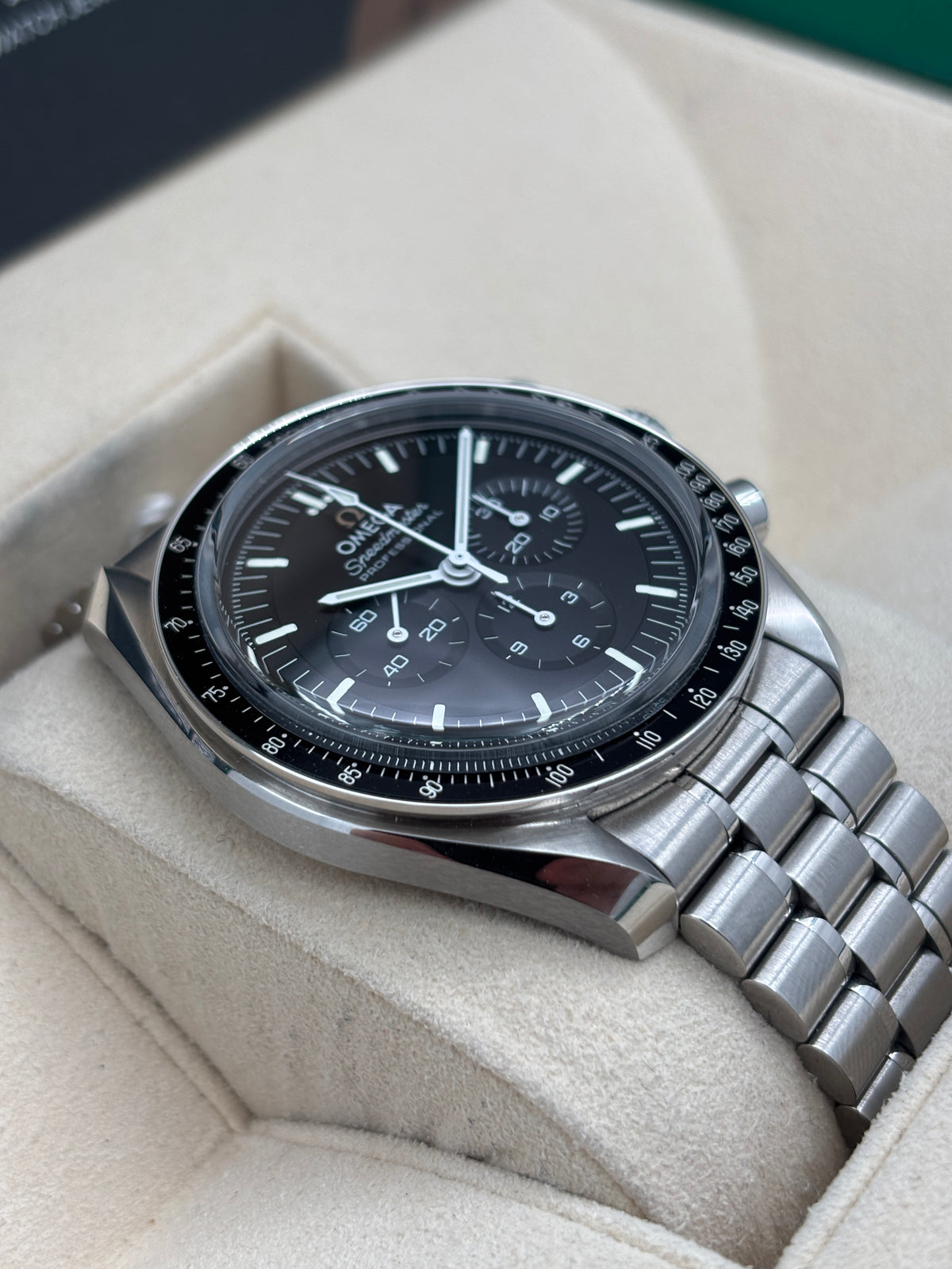 二手 USED  OMEGA 歐米茄 SPEEDMASTER 310.30.42.50.01.002&nbsp; 黑色 2024年4月 保養卡 AD單