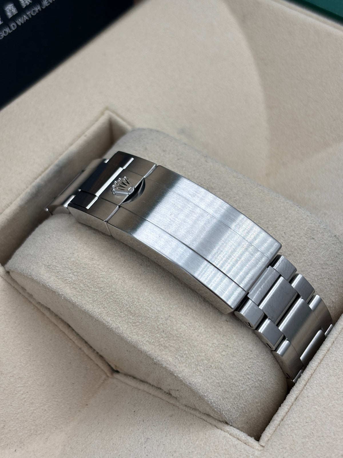 二手 USED  ROLEX 勞力士 SUBMARINER 124060 黑色 2025年4月 全套 FULL SET