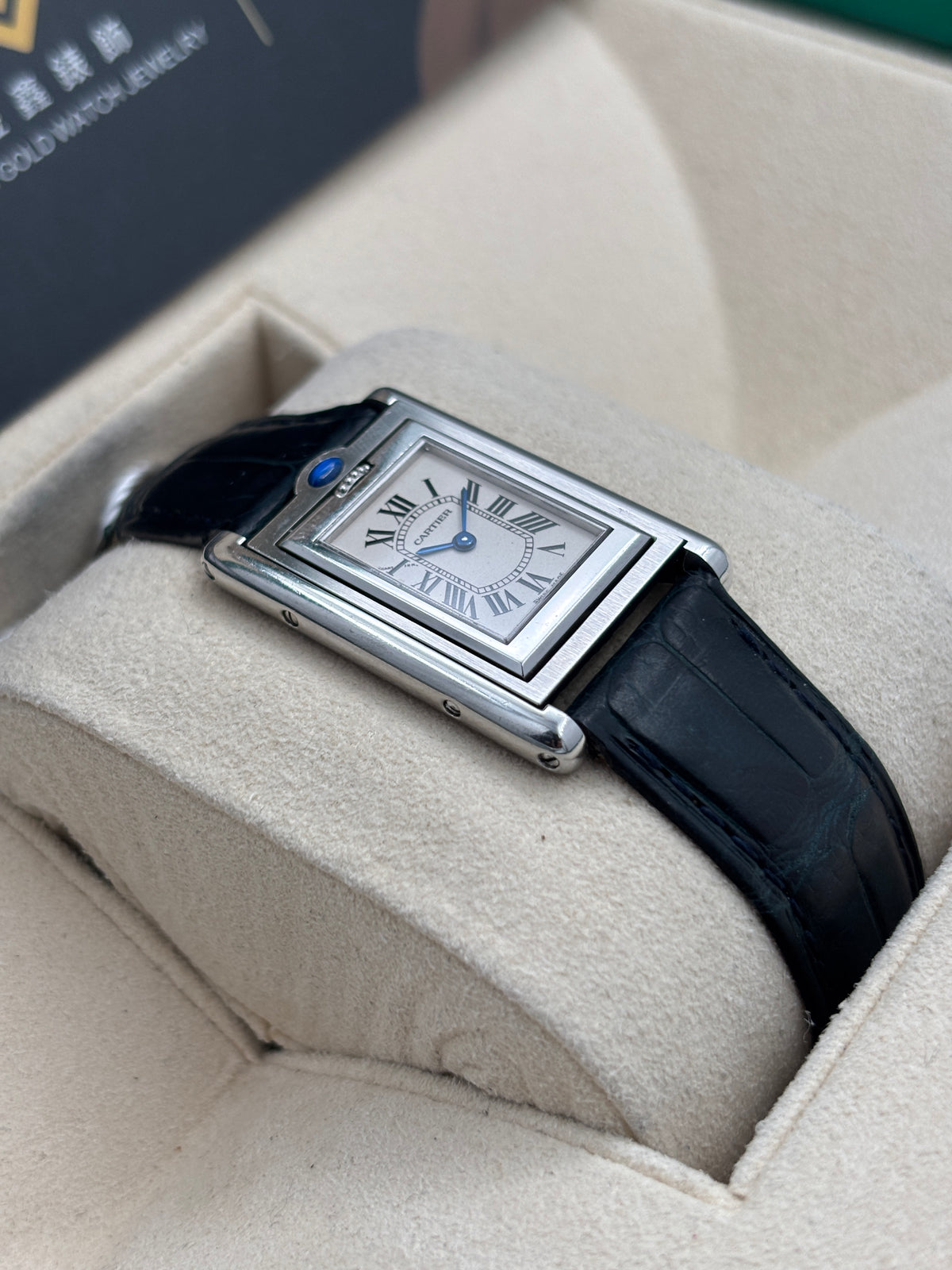 二手 USED  CARTIER 卡地亞 TANK BASCULANTE W1011158 白色 年份不詳 石英機芯 淨錶 WATCH ONLY