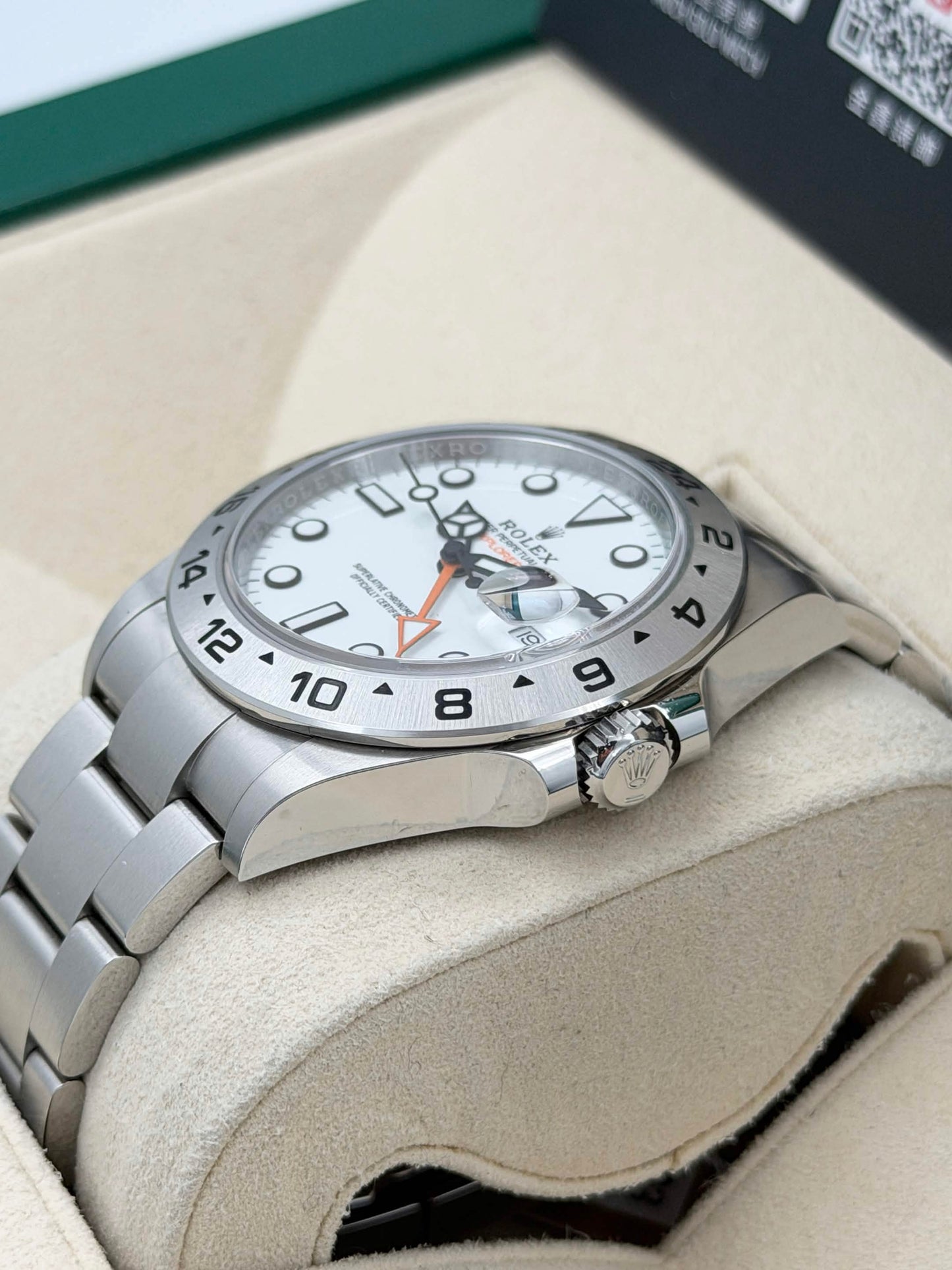 二手 USED ROLEX 勞力士 EXPLORER II 226570 2026年2月 大白橙 99.99%新 未打磨 全套