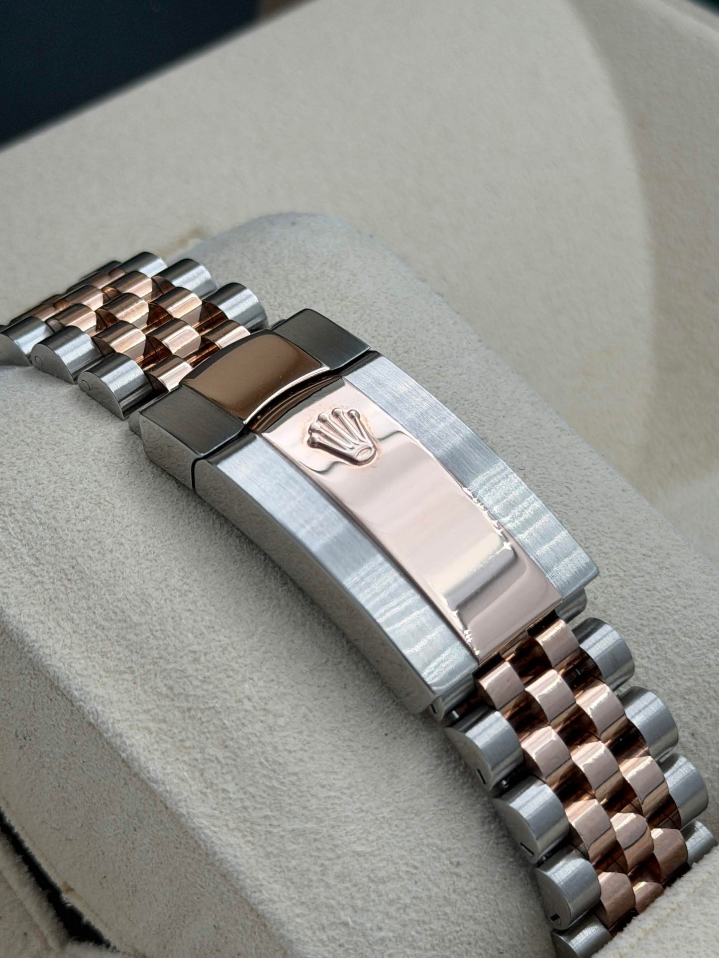 二手 USED ROLEX 勞力士 DATEJUST 126331 日亮金色 鑽石字 2021年7月 全套