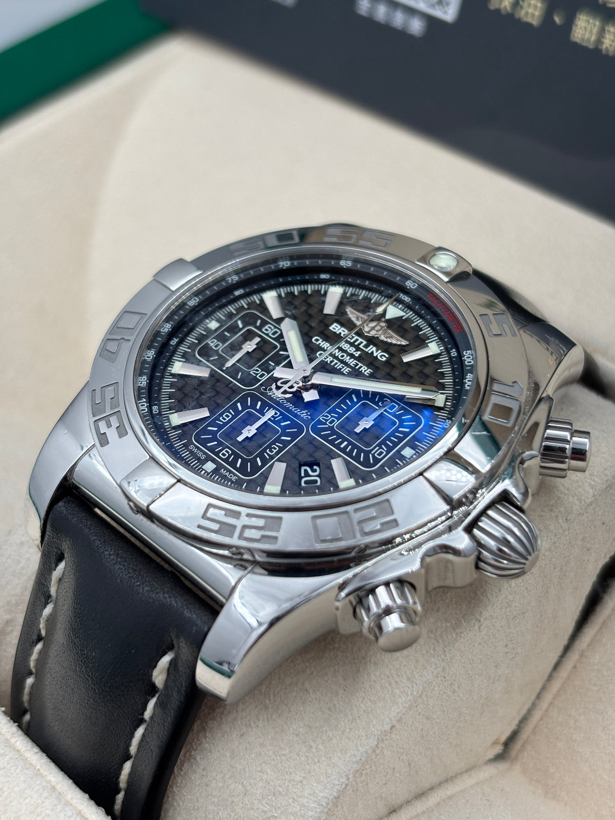 二手 USED BREITLING 百年靈 CHRONOMAT 44 AB011012/BF76 黑色 2021年12月 全套 FULL SET