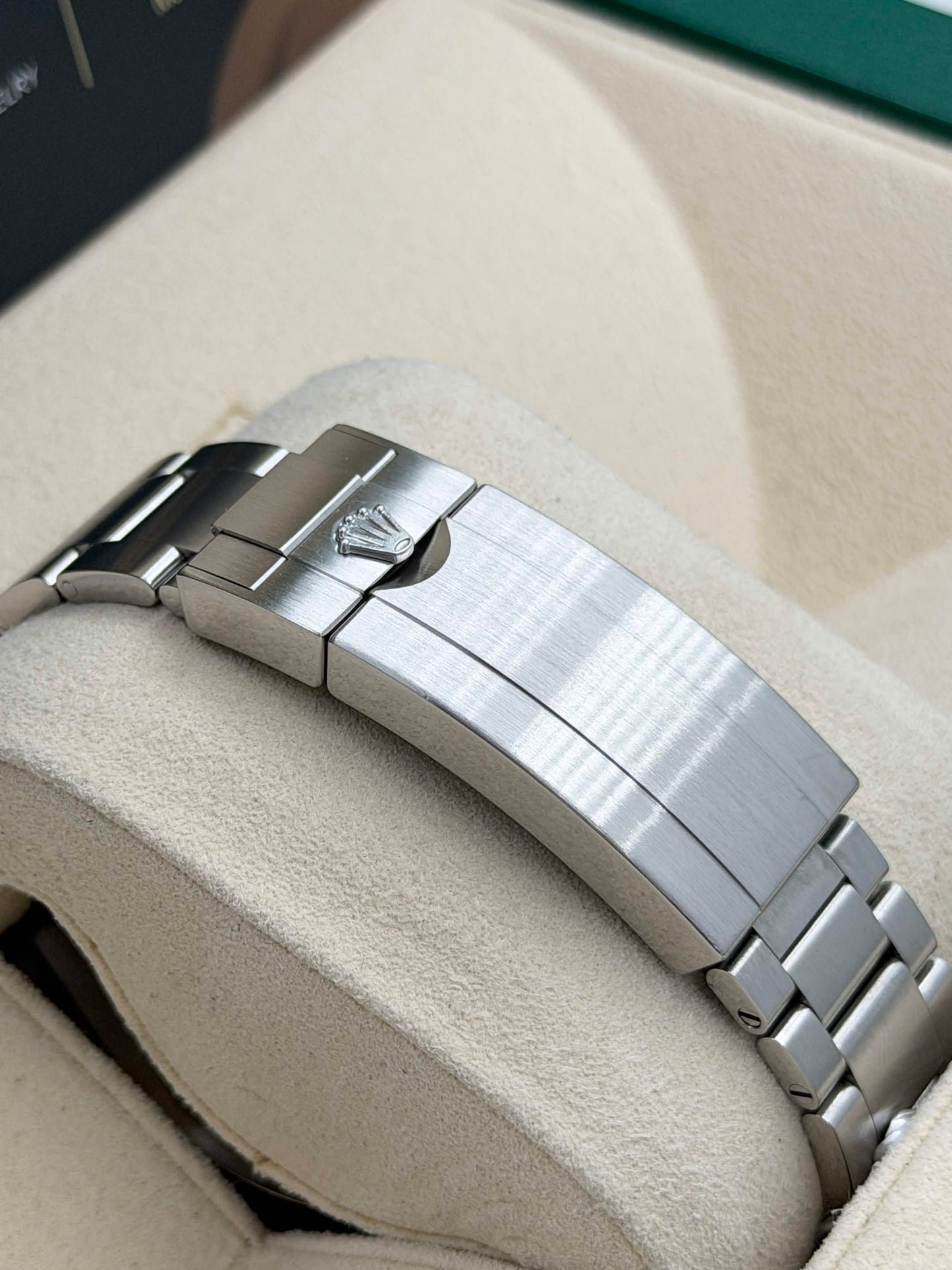 [SOLD OUT]二手 USED ROLEX 勞力士 SUBMARINER DATE 126610LV 2021年3月 全套