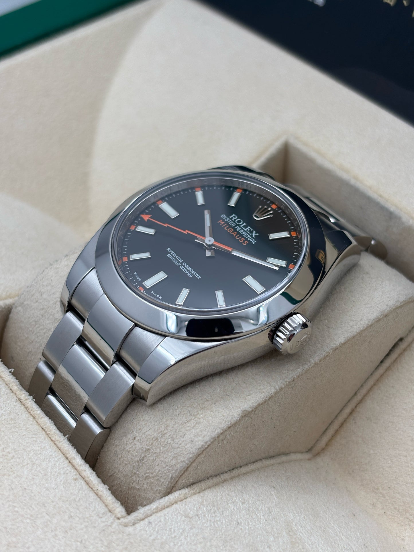 [SOLD OUT]二手 USED  ROLEX 勞力士 MILGAUSS 116400 2011年5月 黑色 全套 FULL SET