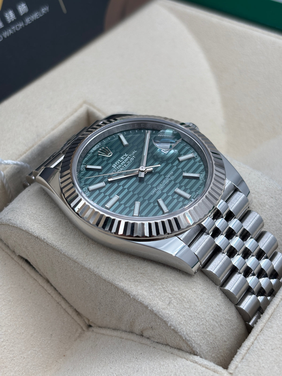 二手 USED  ROLEX 勞力士 DATEJUST 126334 綠色坑紋 2023年7月 五珠帶 全套 FULL SET