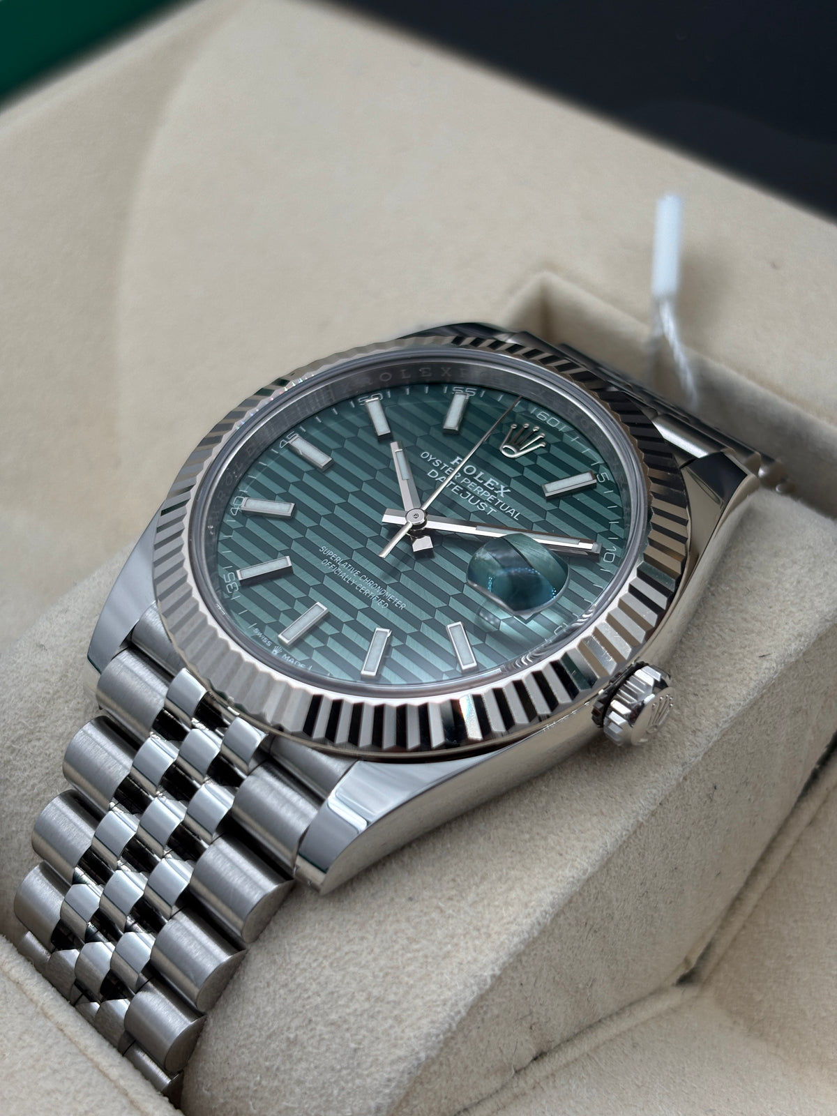 二手 USED  ROLEX 勞力士 DATEJUST 126334 綠色坑紋 2023年7月 五珠帶 全套 FULL SET