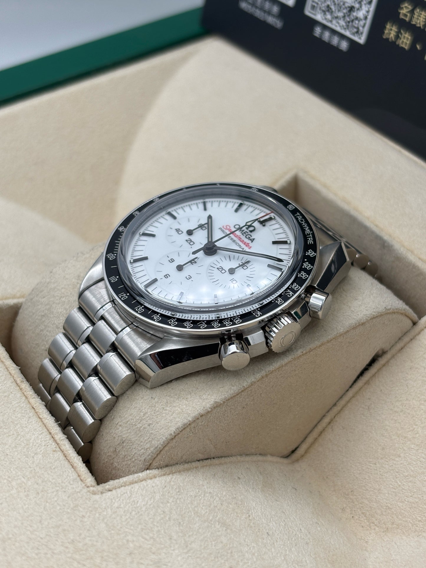 [SOLD OUT]二手 USED  OMEGA 歐米茄 SPEEDMASTER ‘FIRST OMEGA IN SPACE‘ 310.30.42.50.04.001 2024年4月 白色 手動上鏈 全套 FULL SET