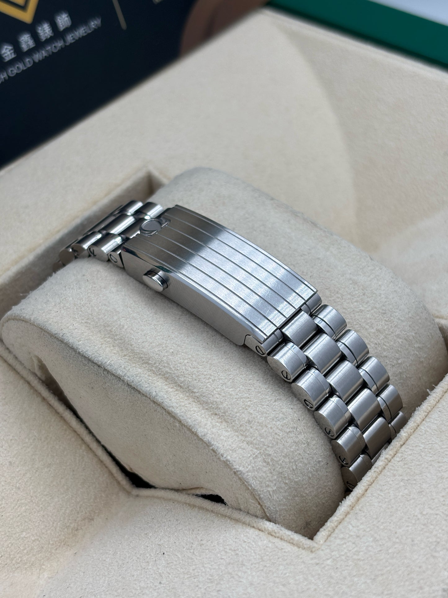 [SOLD OUT]二手 USED  OMEGA 歐米茄 SPEEDMASTER ‘FIRST OMEGA IN SPACE‘ 310.30.42.50.04.001 2024年4月 白色 手動上鏈 全套 FULL SET