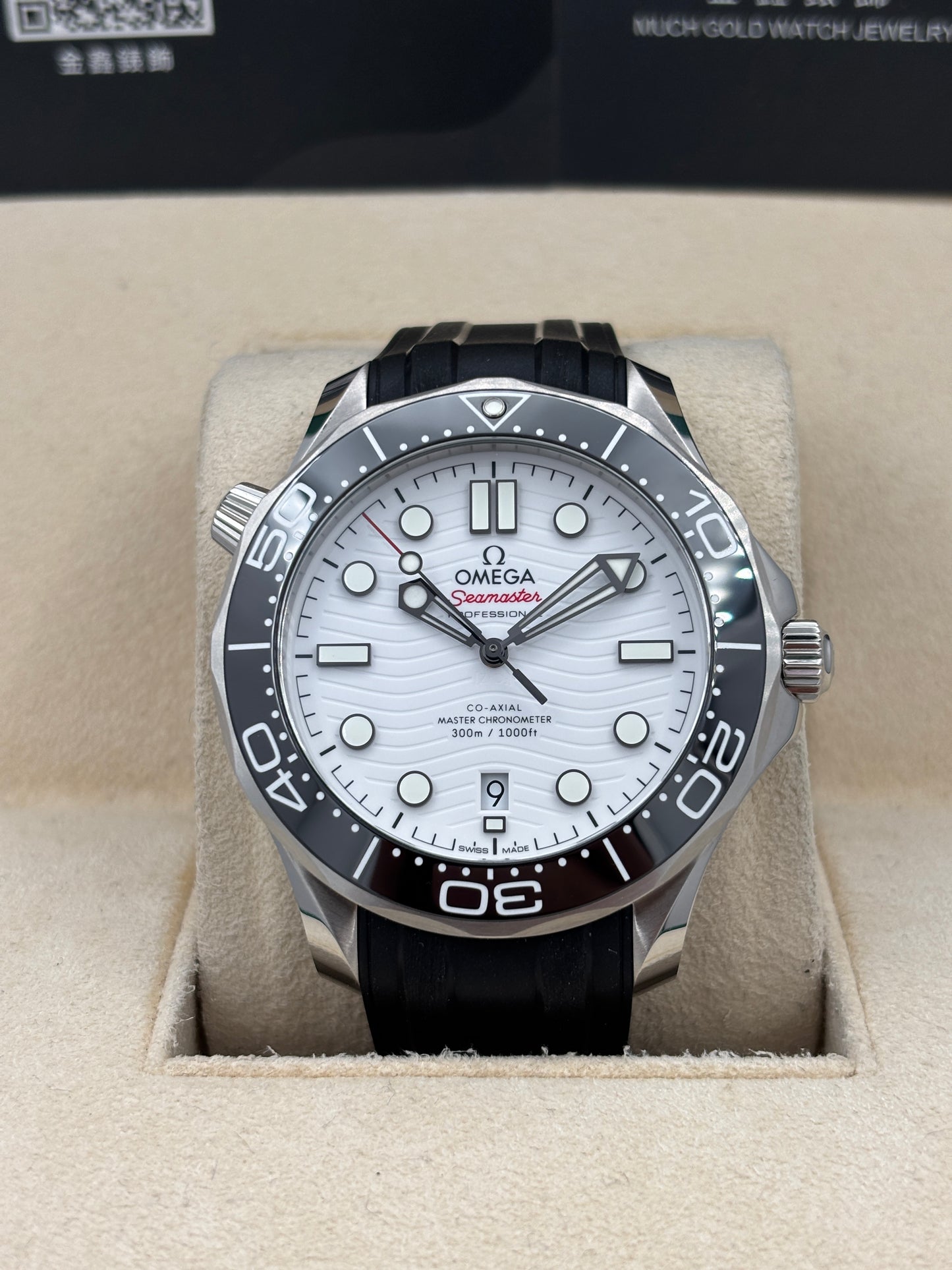 全新 NEW  OMEGA 歐米茄 SEAMASTER 210.32.42.20.04.001 白色 2026年2月 全套 FULL SET
