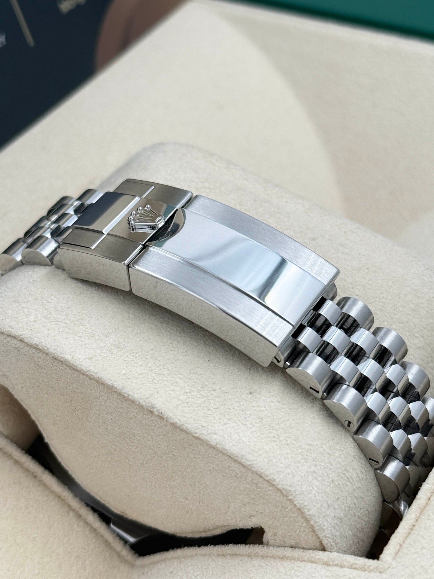 ROLEX 勞力士 GMT-MASTER II 126720VTNR 雪碧 2025年