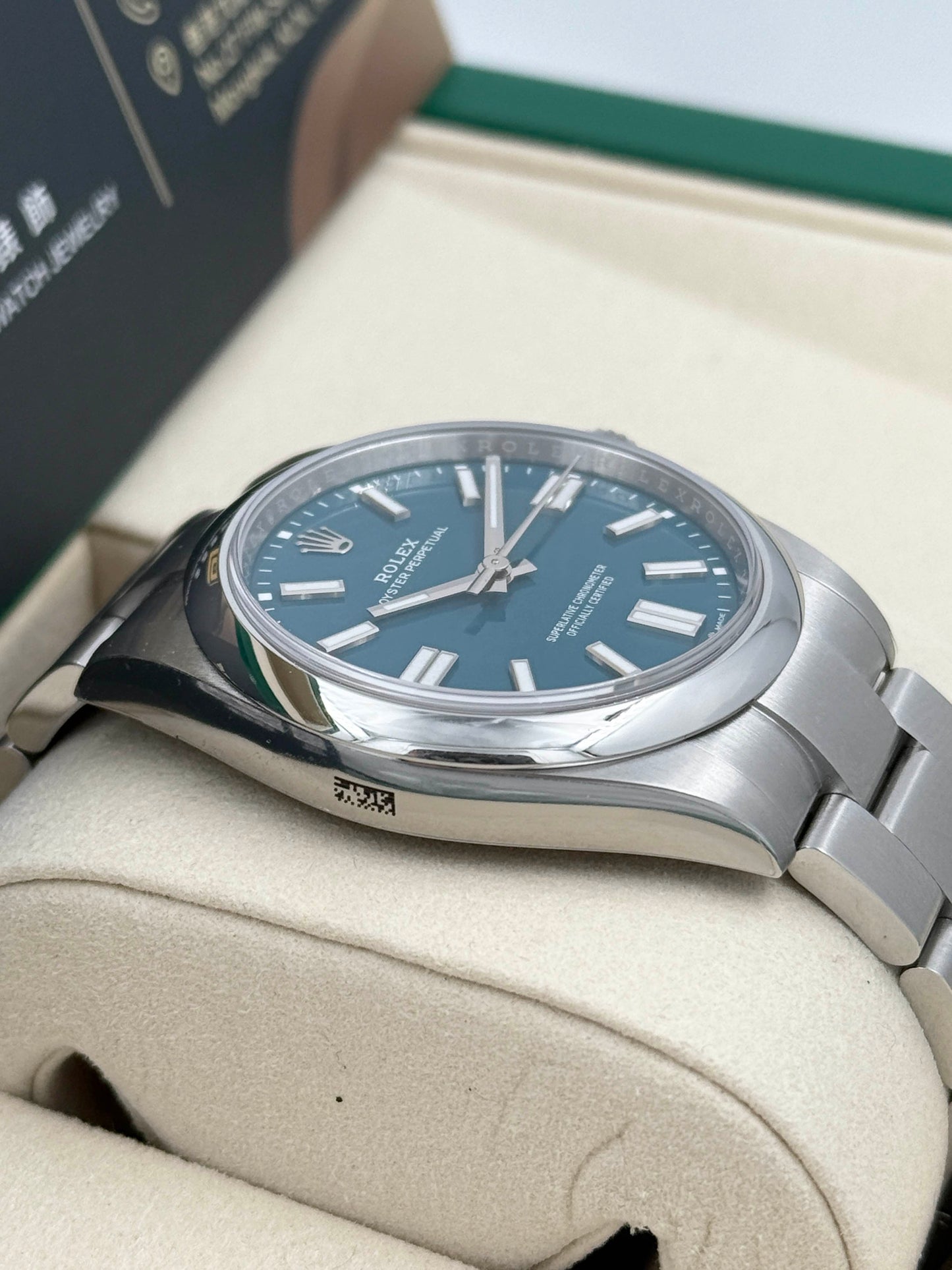 全新 NEW ROLEX 勞力士 OYSTER PERPETUAL 134300 2025年 藍面 全齊原裝膠紙