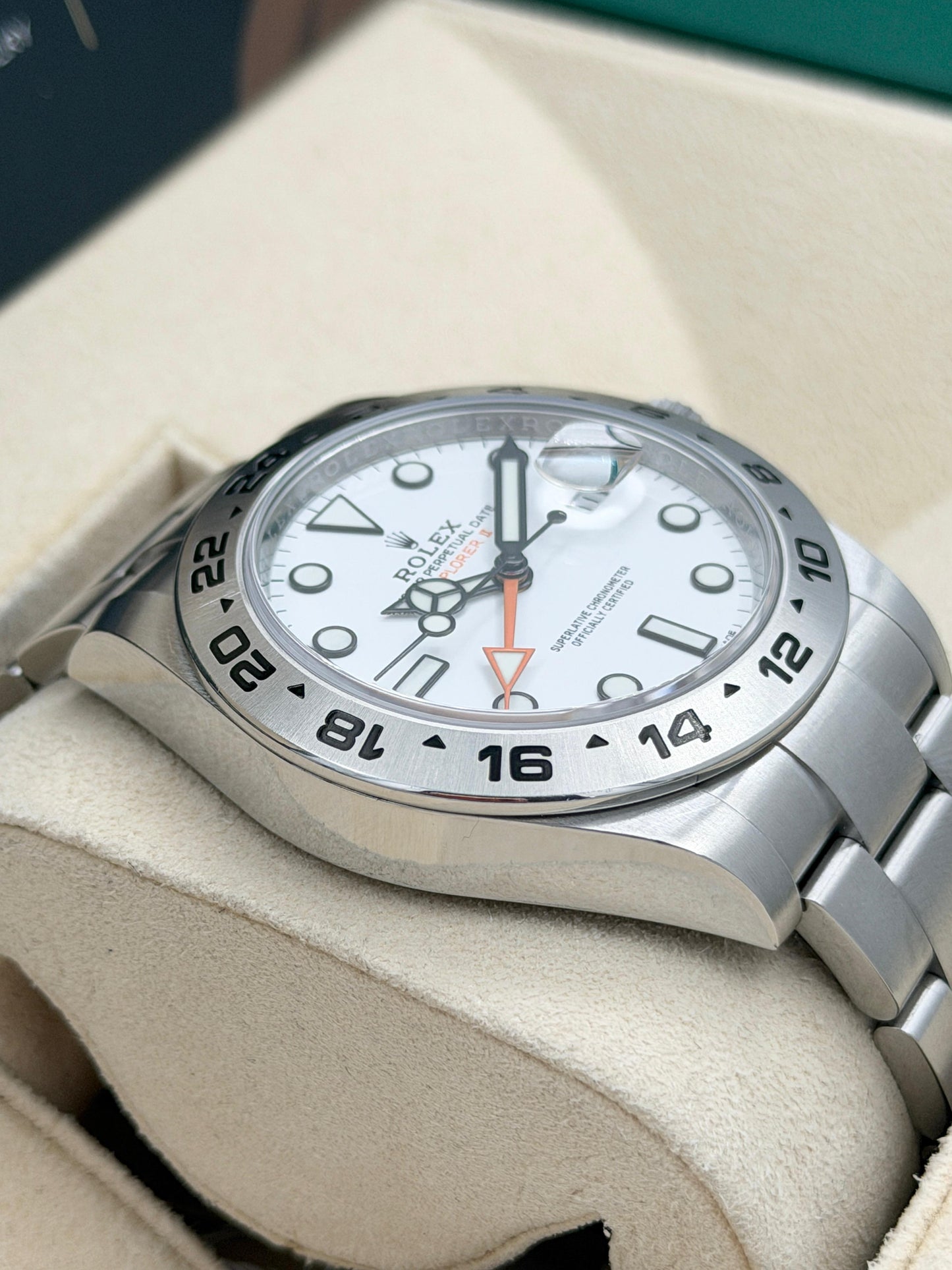 二手 USED ROLEX 勞力士 EXPLORER II 216570 2019年2月 白色 齊格 全套 FULL SET